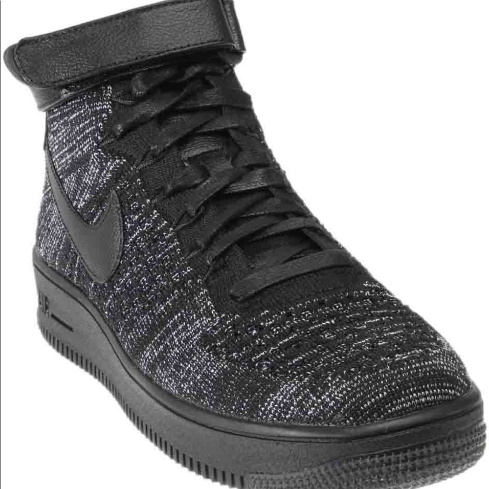NEW Women’s Nike Airforce One Airforce 1 Flyknit
